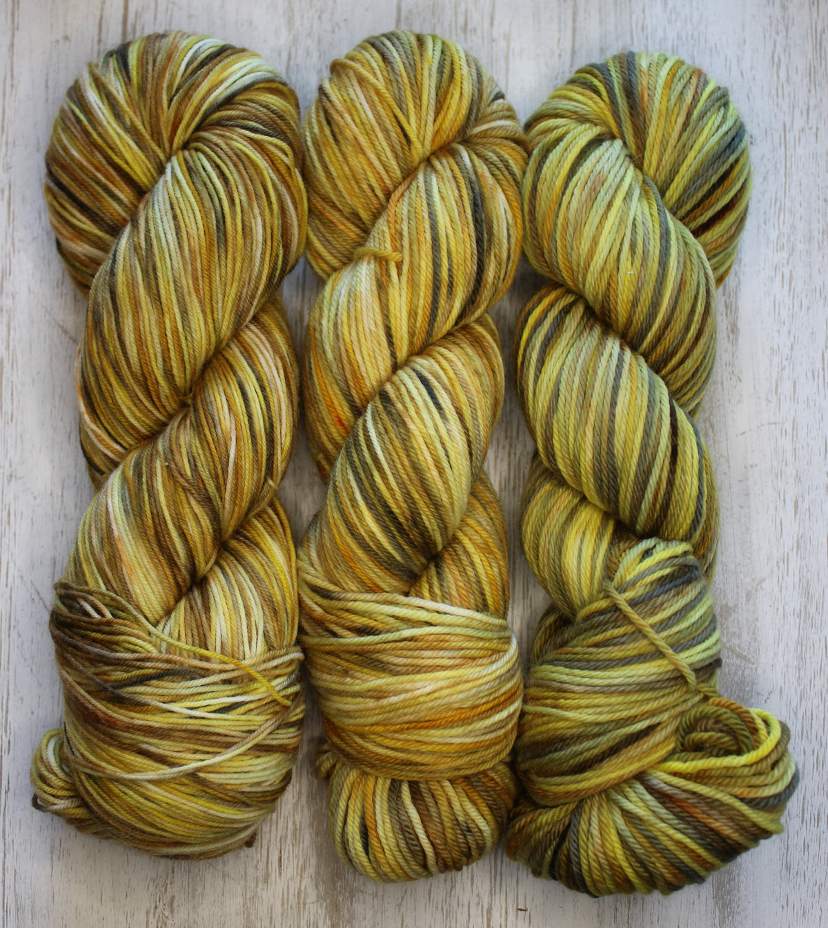 Bee "Yarn"self