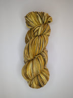 Bee "Yarn"self