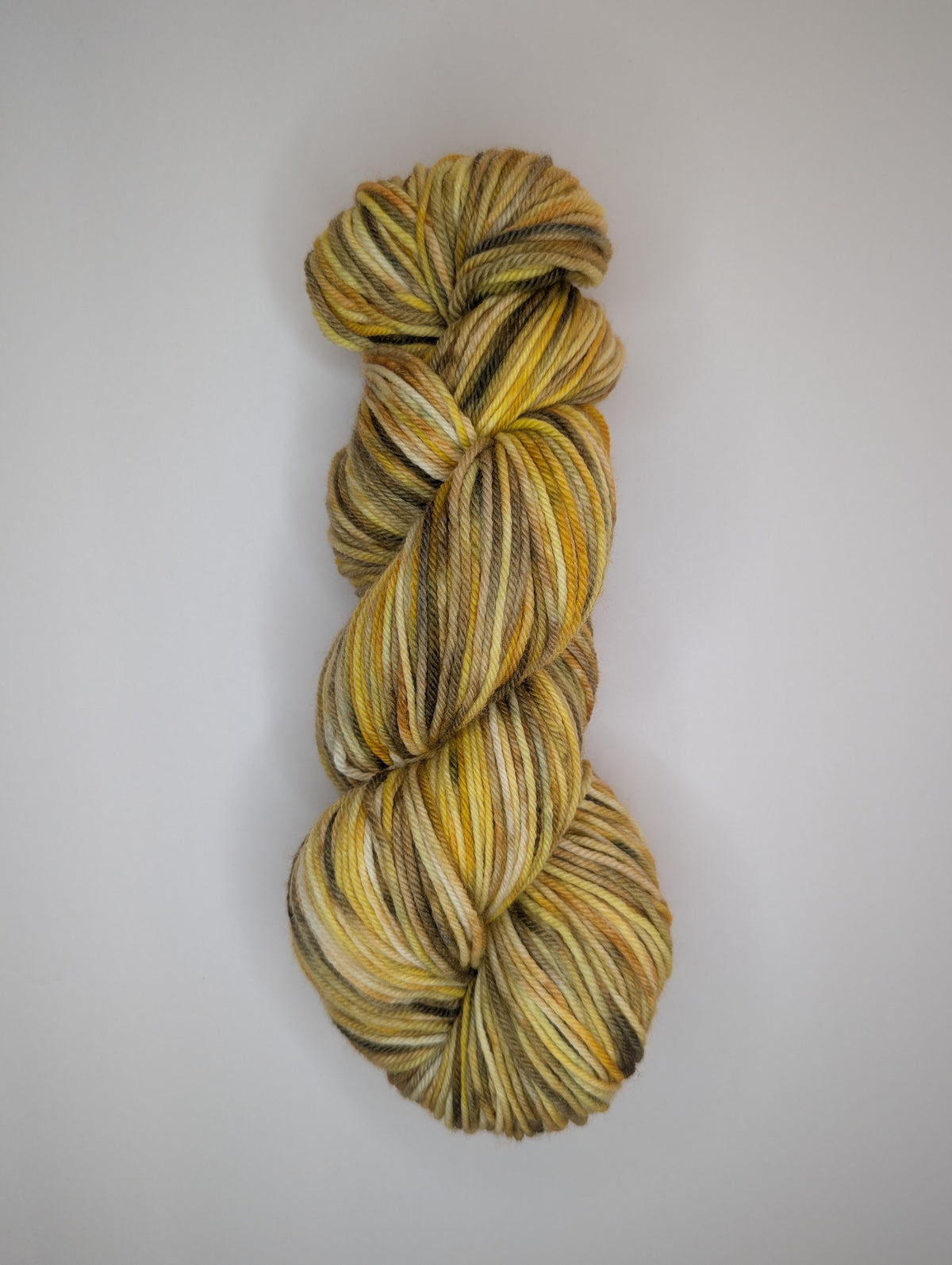 Bee "Yarn"self